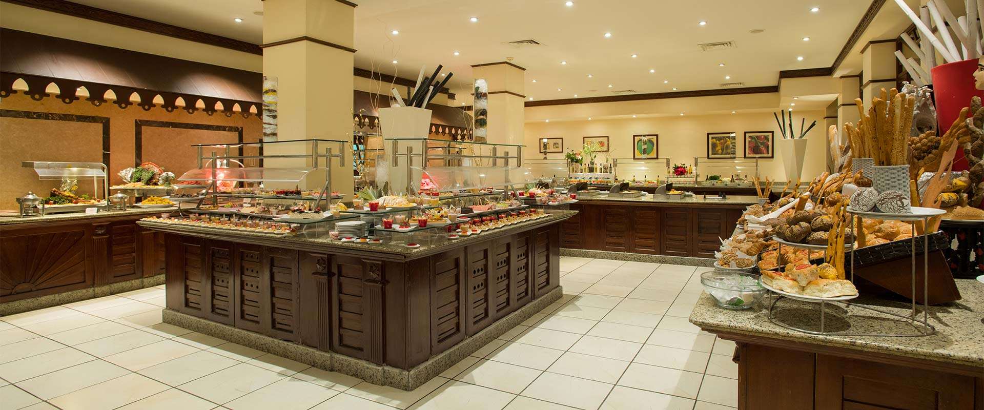 Main Restaurant - Buffet